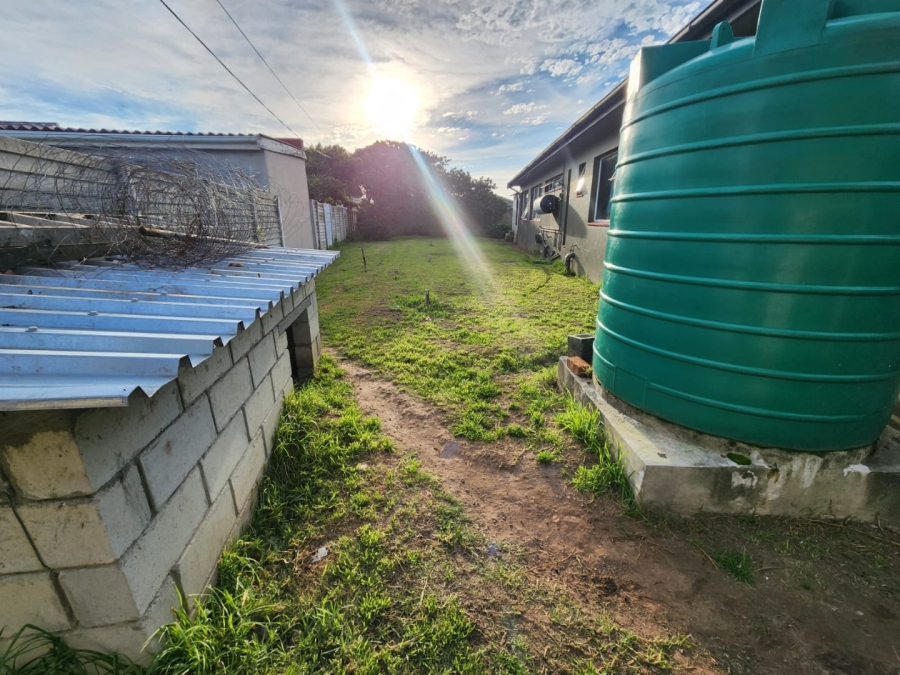 5 Bedroom Property for Sale in Morningside Eastern Cape